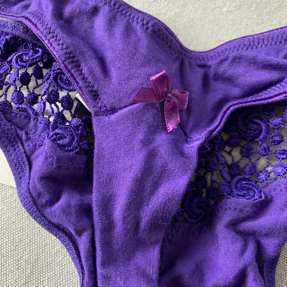 NWT Set of 2 Felina Thongs! Size M! - Picture 8 of 11